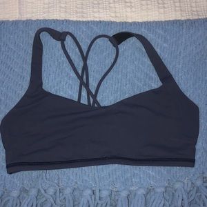 Lululemon free to be bra